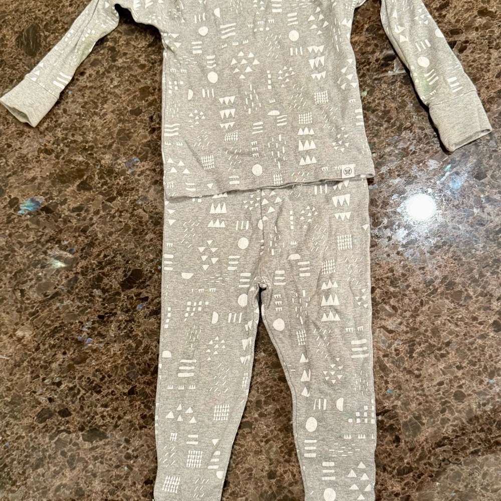 The Honest Company Gray and White Kids Pajama Set